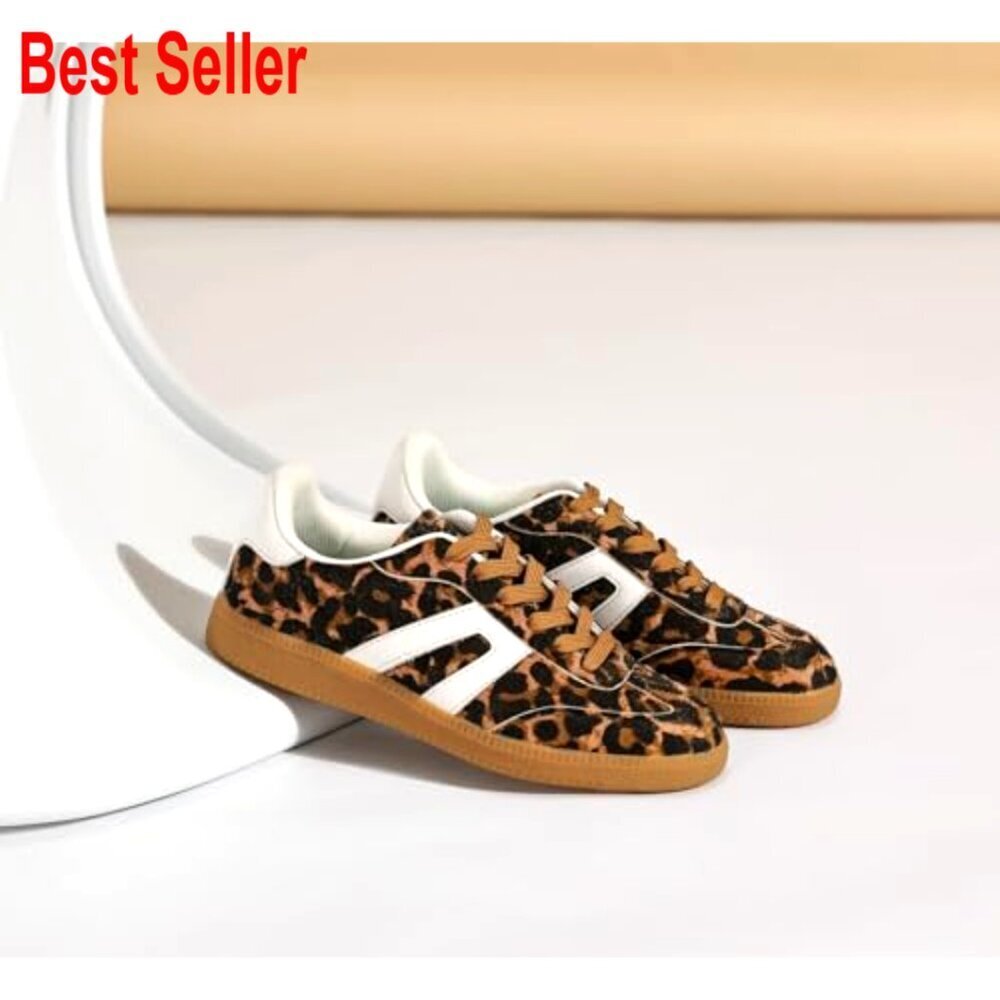Retro Gum Sole Sneakers with Lace Detail, Shock Absorption, Anti-Slip - Picture 3 of 7